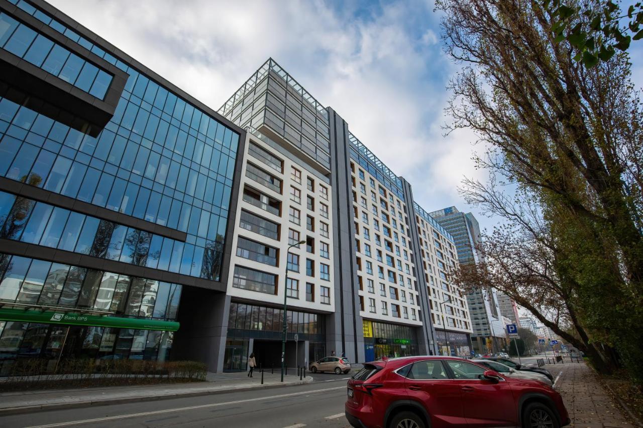 Apartment City Center Grzybowska By Renters Prestige Warsaw Exterior photo